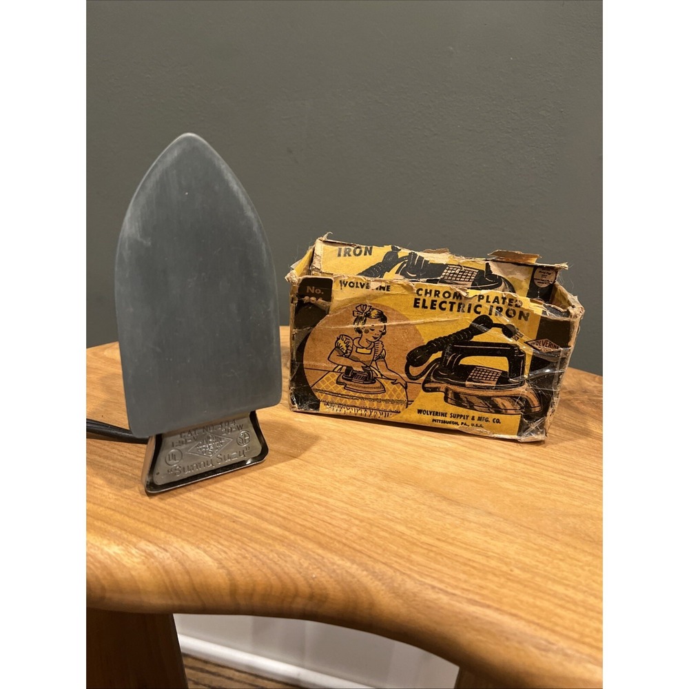 Vintage Wolverine Sunny Suzy Toy Electric Iron‎ Chrome Cat 304 Original Box USA